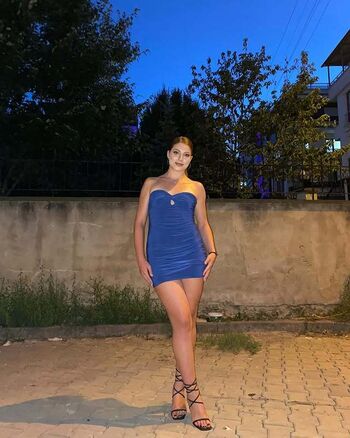 Melike Sali