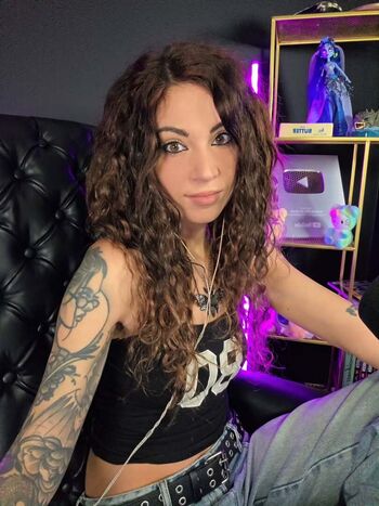 Full leaked Meloniemac private onlyfans photo