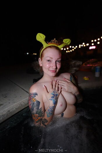Full leaked Meltymochi private onlyfans photo