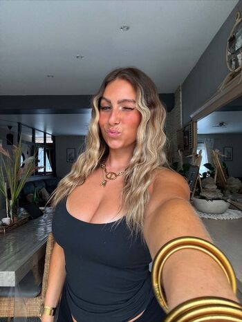 Full leaked Menezangel private onlyfans photo
