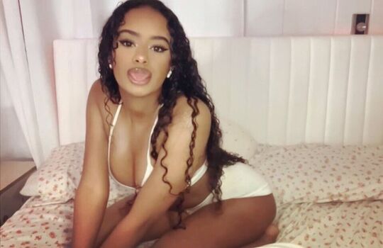 Full leaked Meowletreloaded private onlyfans photo