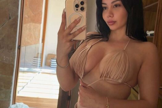 Full leaked Mess vakili private onlyfans photo