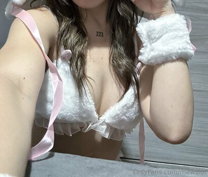 Full leaked Mewqueen private onlyfans photo