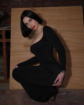 Full leaked Mez afram page private onlyfans photo