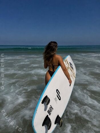 Full leaked Mia bender private onlyfans photo