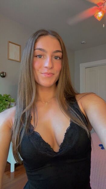 Full leaked Mia damiano private onlyfans photo