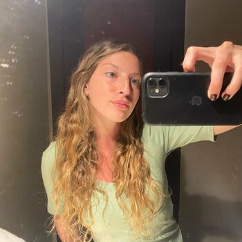 Full leaked Mia de angel private onlyfans photo