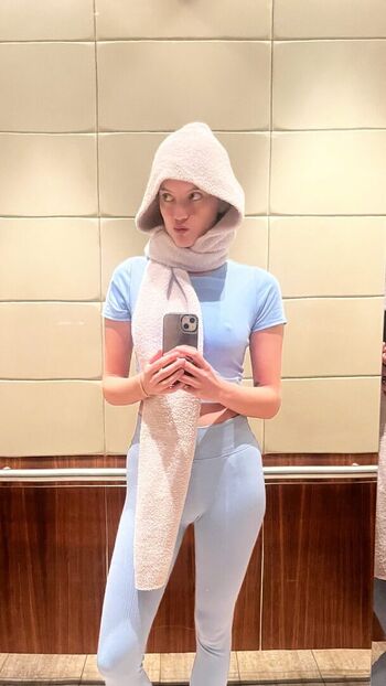 Full leaked Mia healey private onlyfans photo