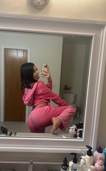 Full leaked Mia kahn private onlyfans photo