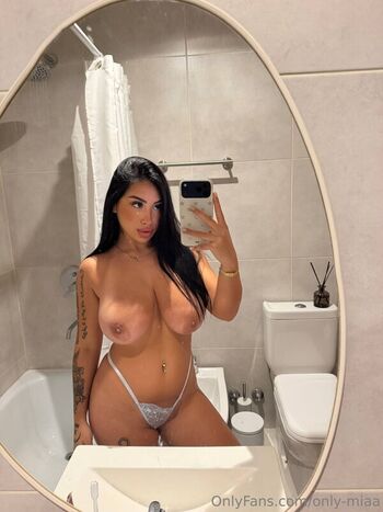 Full leaked Mia keller private onlyfans photo
