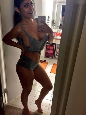 Full leaked Mia khalifa page private onlyfans photo
