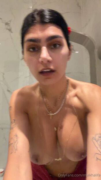 Full leaked Mia khalifa page private onlyfans photo