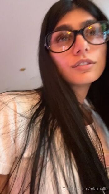 Full leaked Mia khalifa  page private onlyfans photo