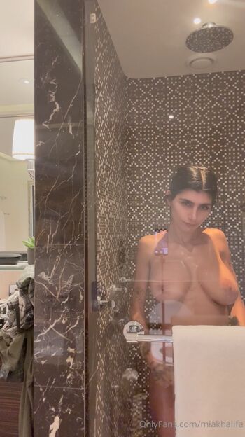 Full leaked Mia khalifa private onlyfans photo