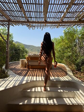 Full leaked Mia khalifa private onlyfans photo