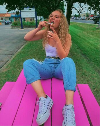 Full leaked Mia pincivero page private onlyfans photo