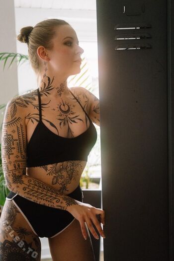 Full leaked Mia plaisir private onlyfans photo