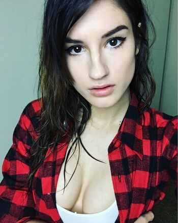 Full leaked Mia rand private onlyfans photo