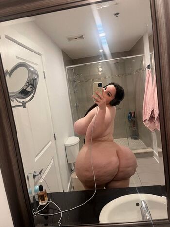 Full leaked Mia saaoud private onlyfans photo