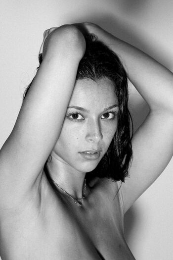 Full leaked Mia wynn private onlyfans photo