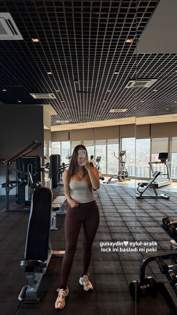 Full leaked Miafitz private onlyfans photo