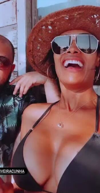 Full leaked Micaela reis page private onlyfans photo