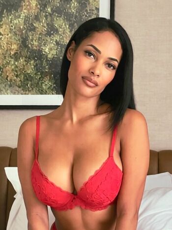 Full leaked Micaela reis page private onlyfans photo