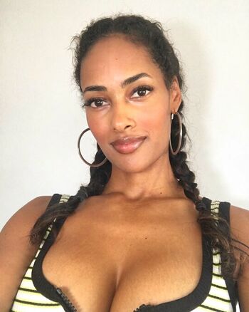 Full leaked Micaela reis page private onlyfans photo