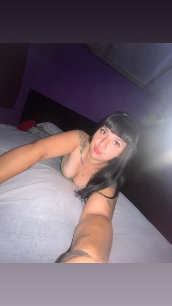 Full leaked Micamansillaa private onlyfans photo