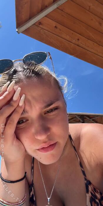 Full leaked Michakgu private onlyfans photo