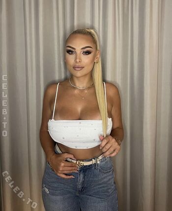 Full leaked Michelle daniaux private onlyfans photo