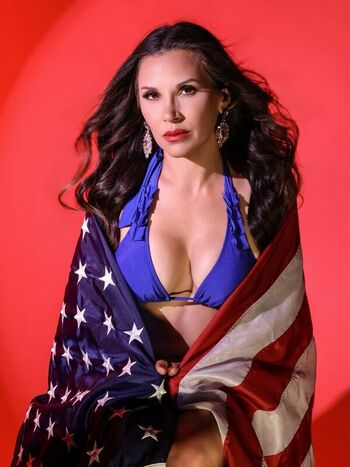 Mickie James