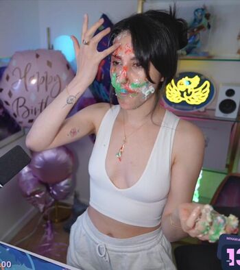 Full leaked Midna private onlyfans photo