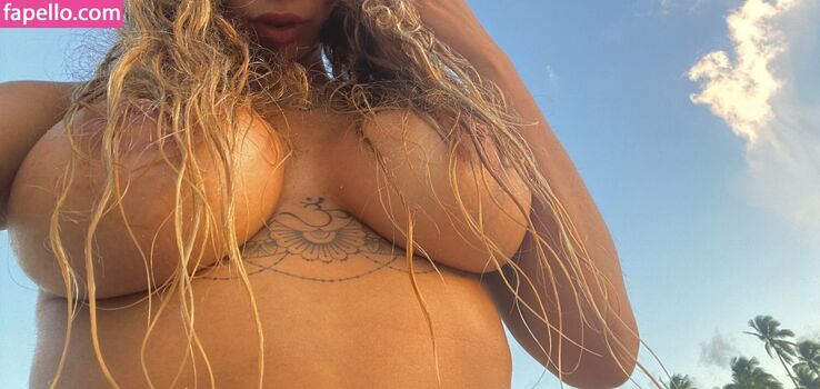 Full leaked Miiafans page private onlyfans photo