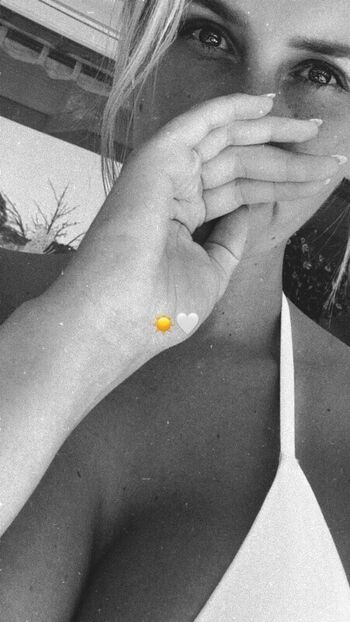 Full leaked Miiilleb private onlyfans photo