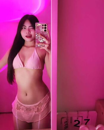 Full leaked Mika mendez private onlyfans photo