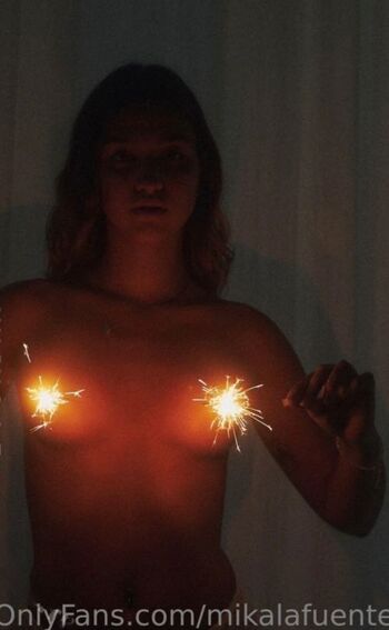 Mikaela Lafuente / Mika Lafuente