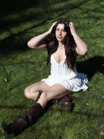 Full leaked Mikayla campinos private onlyfans photo