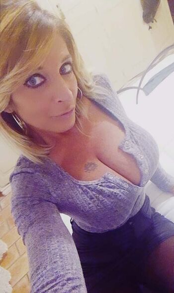 Full leaked Mikela lattanzi private onlyfans photo