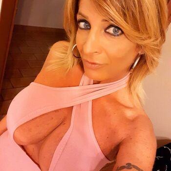 Full leaked Mikela lattanzi private onlyfans photo