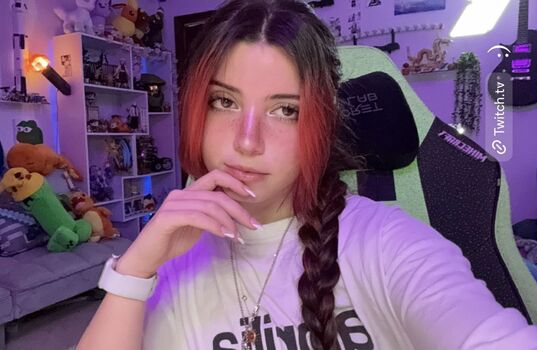 Full leaked Mikiexe private onlyfans photo