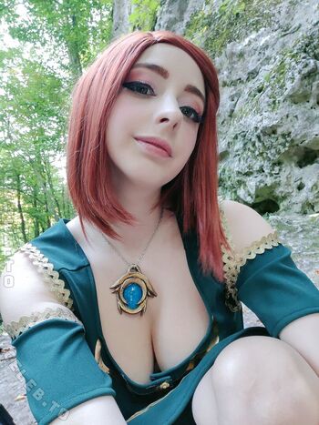 Mikomi Hokina