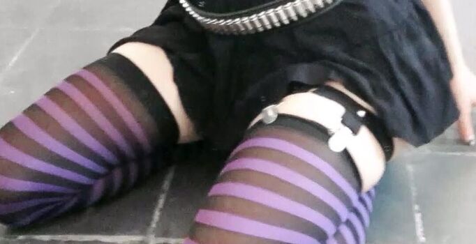 Full leaked Mikugelic private onlyfans photo
