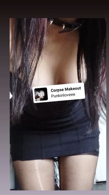 Full leaked Mikugelic private onlyfans photo