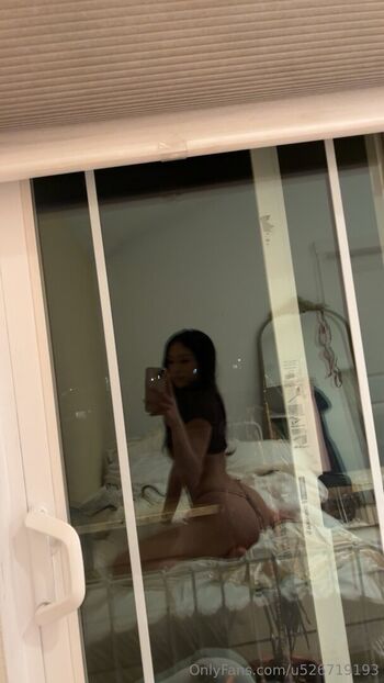 Full leaked Milaloolemon private onlyfans photo
