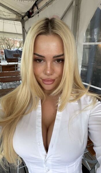Full leaked Milaneedls private onlyfans photo