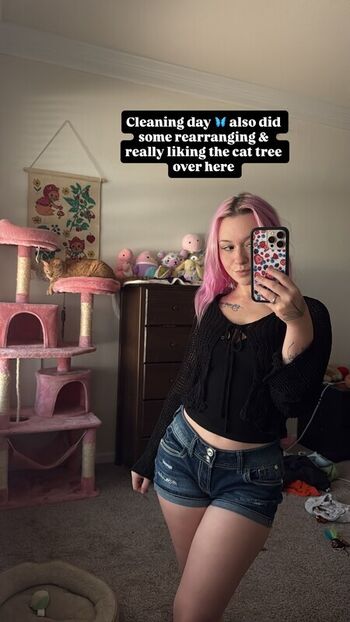 Full leaked Mildhippie private onlyfans photo