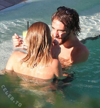 Full leaked Miley cyrus page private onlyfans photo