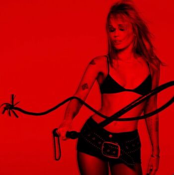 Full leaked Miley cyrus page private onlyfans photo