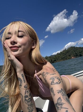 Full leaked Mileywhite private onlyfans photo